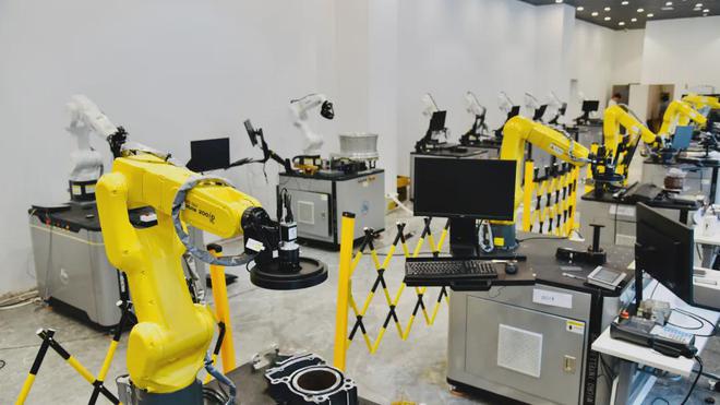 常州智造開啟新浪潮 能自主決策的機(jī)器人來了